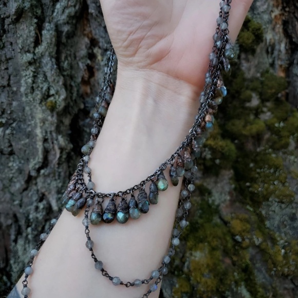 Labradorite bib statement strand - Picture 2 of 4